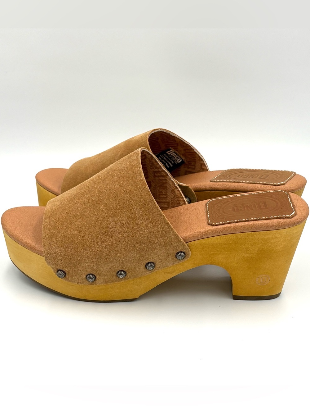 Dingo Tan Suede Beechwood Platform Coastal Cowgirl Studded Mule Clogs Size 9